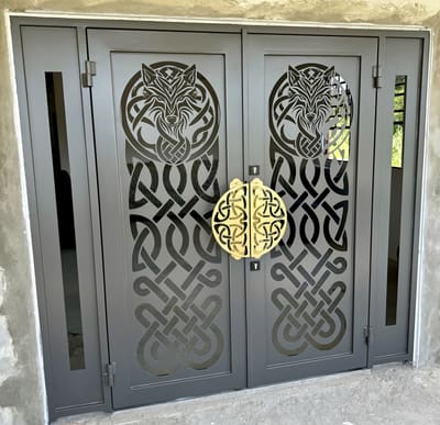 Celtic knot and wolf. Entry Doors by Nair Smart Solutions