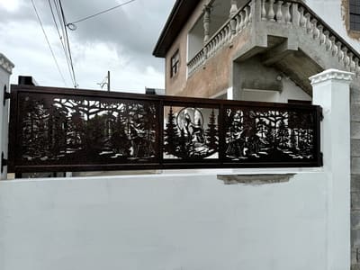 Forest panel on white wall. Fencing & Boundary by Nair Smart Solutions
