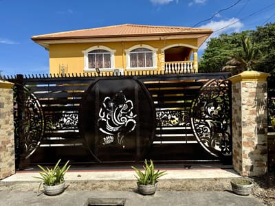 Ganesha with planting. Driveway Gates by Nair Smart Solutions